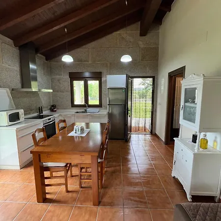 Vilaboa Paradise بيت للعطل *